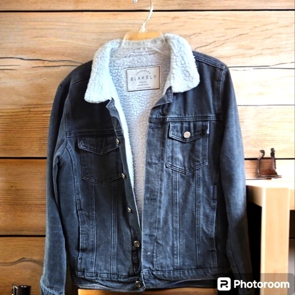 Men's Blakley Denim Jacket Size Medium - Picture 1 of 11